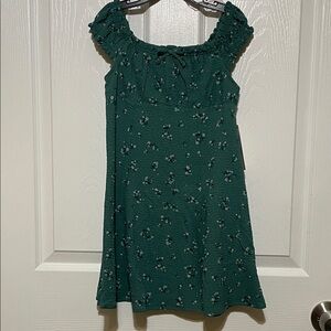 Weekend Academy Girls Cottage core Green Floral Smocked Textured Dress 6/6X -S